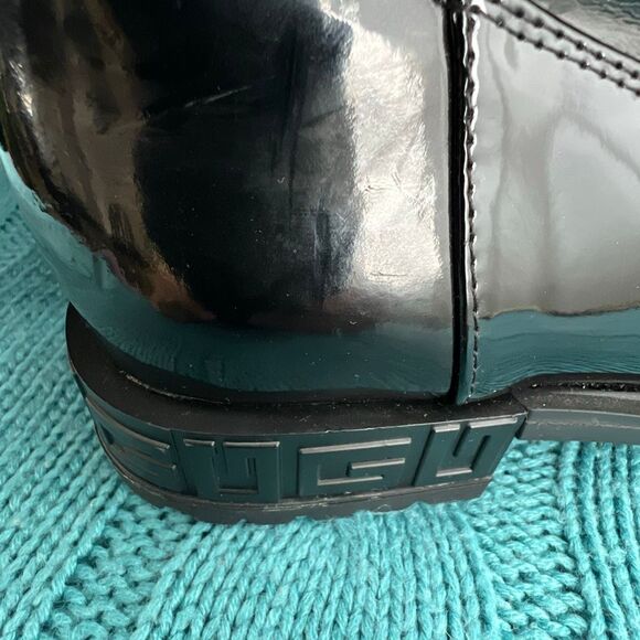 Guess Patent Leather Raniele Over-the-Knee Boots Black Size 5.5 NWOT - Picture 3 of 12